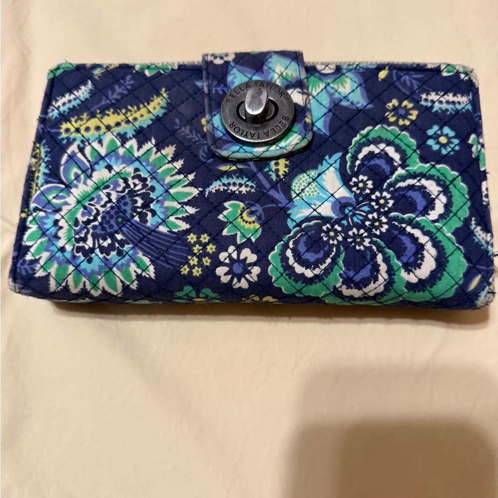 Bella Taylor Blue and Green Floral Quilted  Organizer Wallet
